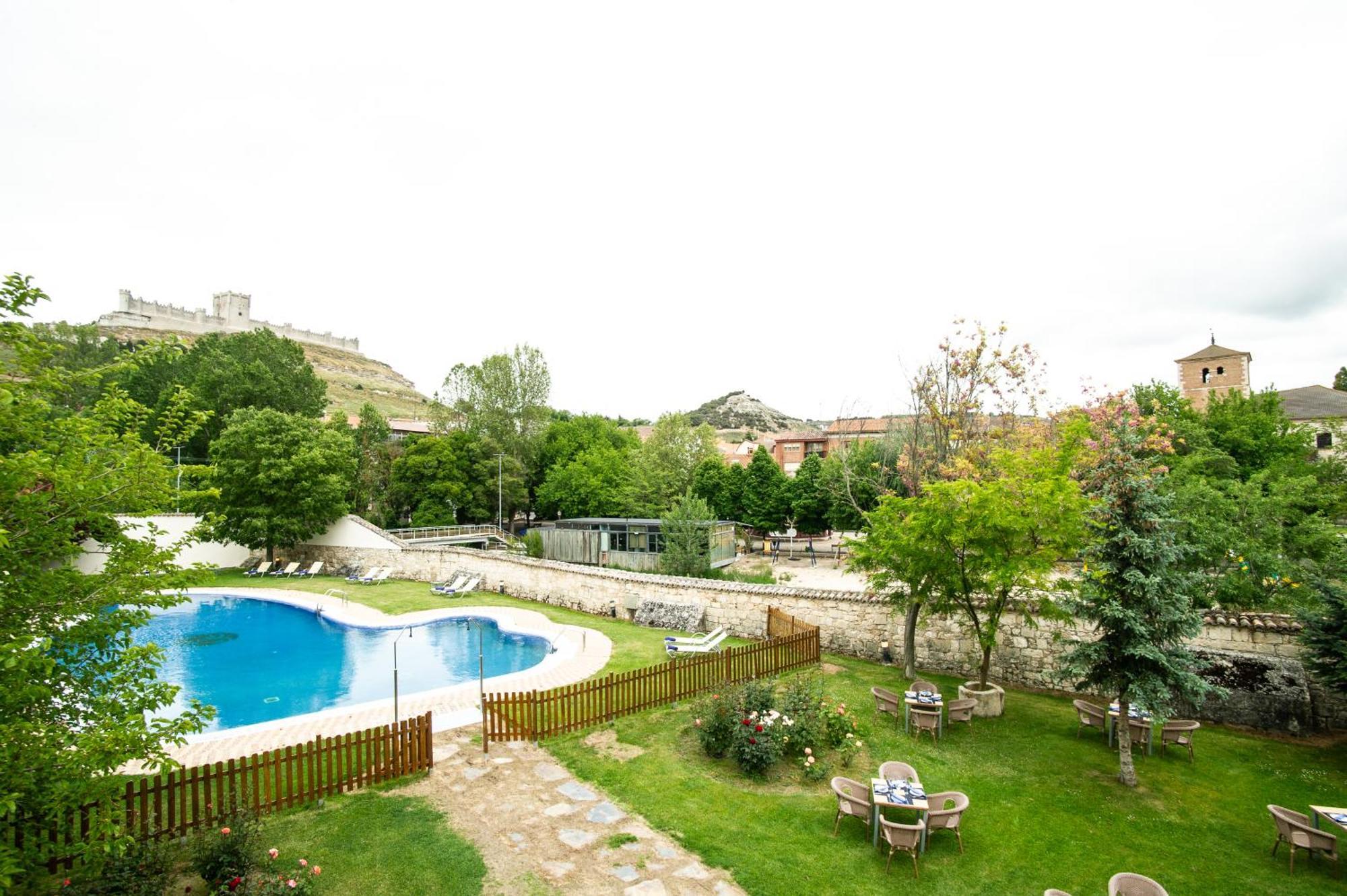 Azz Penafiel Las Claras Hotel & Spa Экстерьер фото